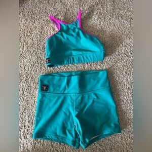 Kandi Kouture two piece outfit. Size CXL fits like a 10/12